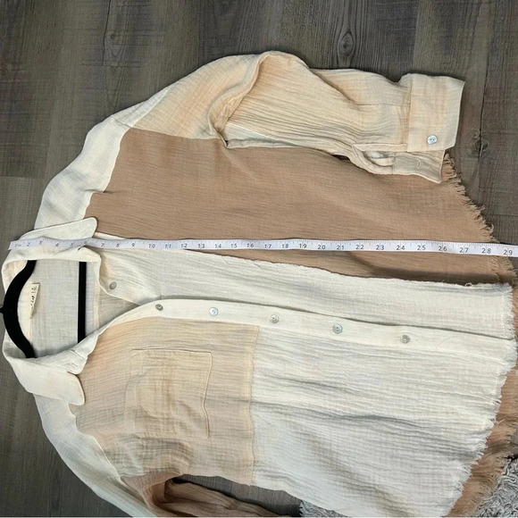 New in boutique gauze top - Picture 9 of 9